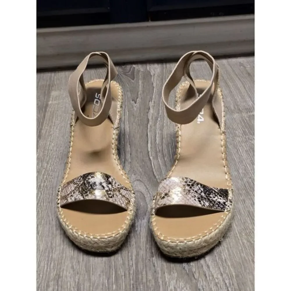 Soda ‎ Women's Snakeskin Print Wedge Shoes Size 7.5